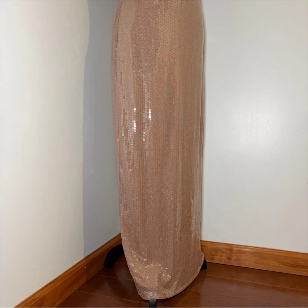 Reformation x Camille Rowe Bevelyn Dress Scoop Neck Midi Sequin Slip Size 6 Nude - Picture 4 of 14